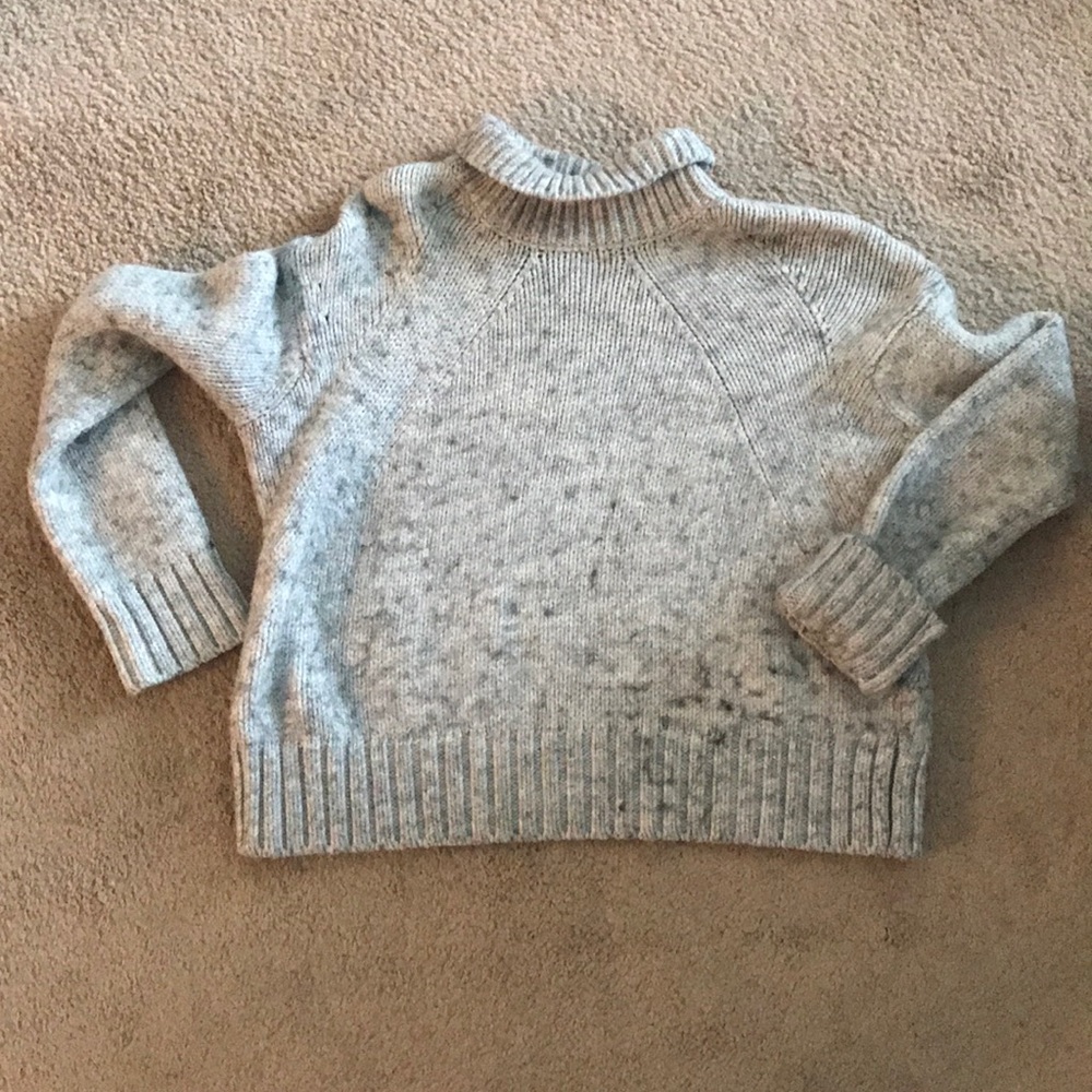Wool turtle neck